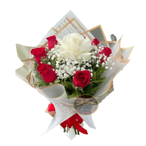 Ramo de rosas rojas y blanca