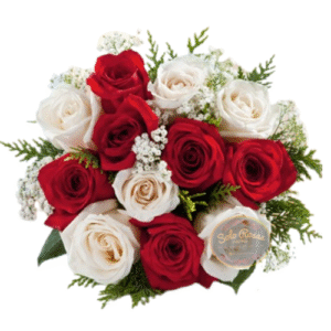 Ramo de rosas rojas y blancas navideño con envoltura elegante